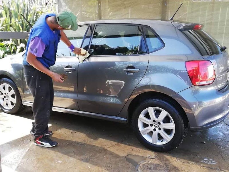 Blues Sa Car Wash - Photo 2